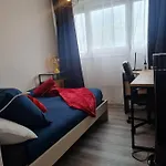 Cosy Calme Et Entierement Renove