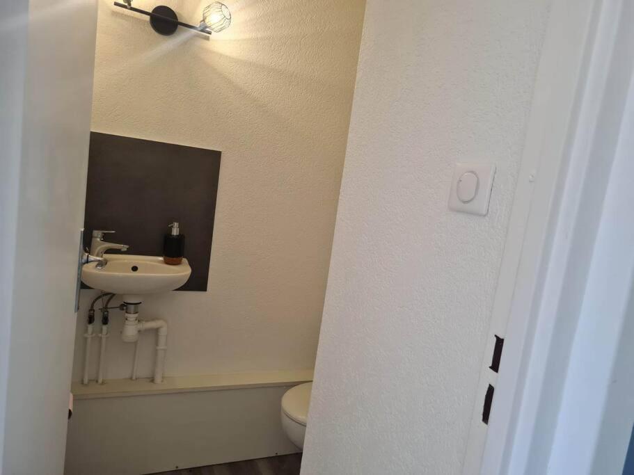 Cosy Calme Et Entierement Renove