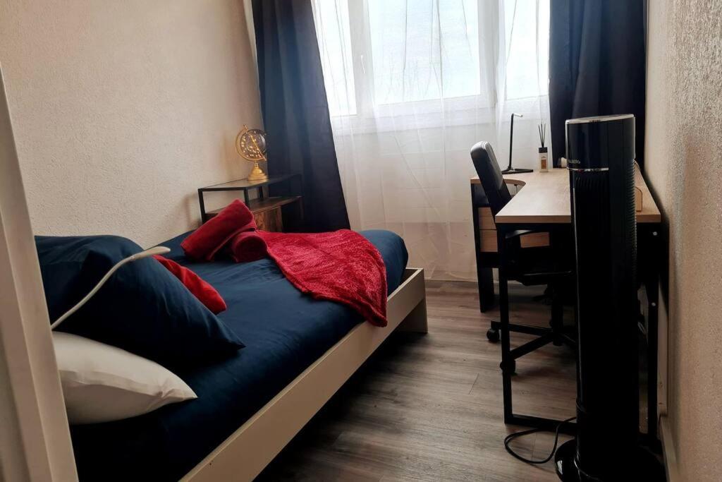 Cosy Calme Et Entierement Renove